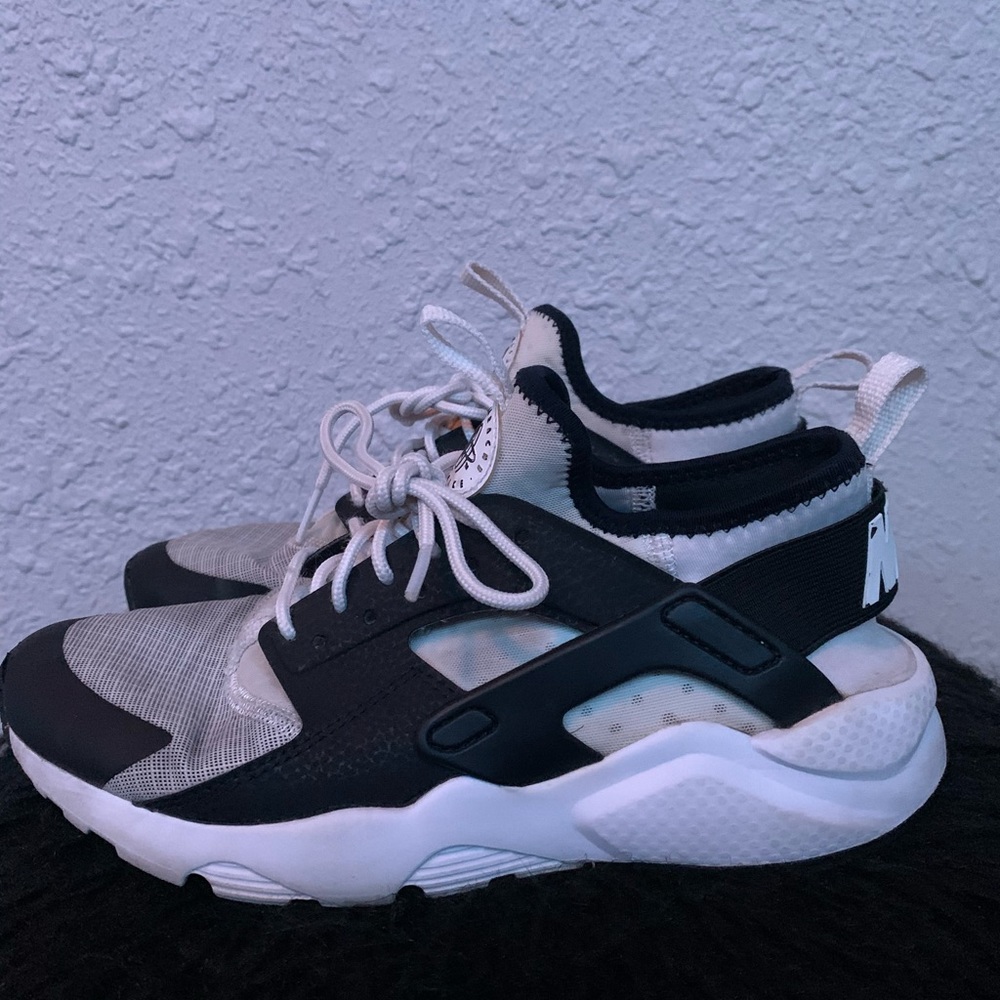 Nike huaraches